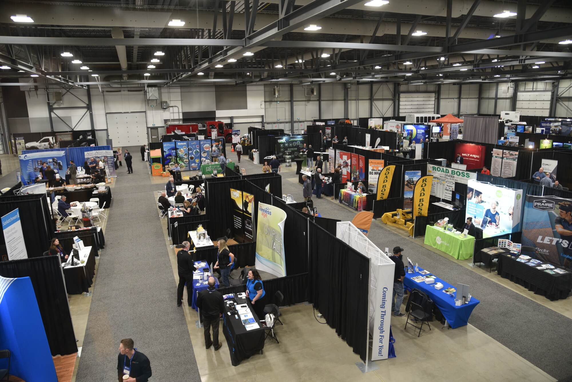 Overview of the exhibitor hall at the 2022 Canada's Farm Show